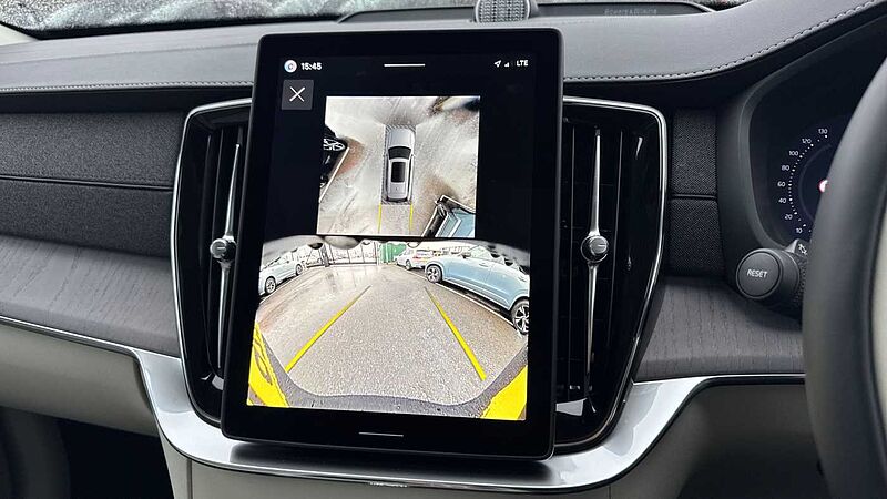 Volvo XC90 Ultra, T8 AWD Plug-in hybrid, Electric/Petrol, Dark, 7 Seats