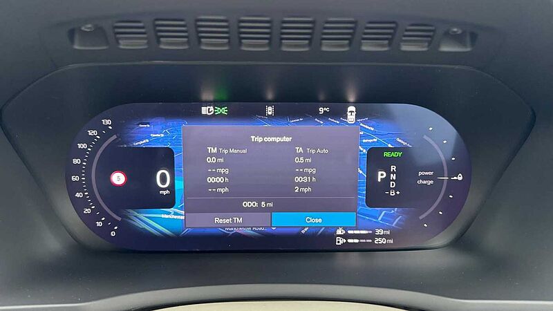 Volvo XC90 Ultra, T8 AWD Plug-in hybrid, Electric/Petrol, Dark, 7 Seats