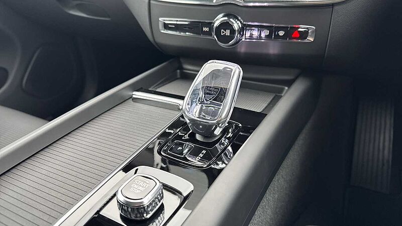 Volvo XC60 Black Edition Ultra, T8 AWD Plug-in hybrid, Electric/Petrol