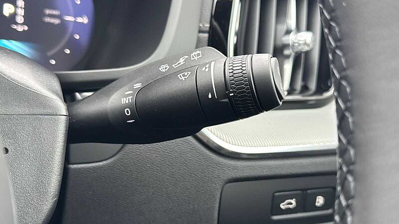 Volvo XC60 Black Edition Ultra, T8 AWD Plug-in hybrid, Electric/Petrol