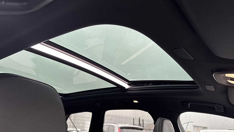 Volvo XC60 Black Edition Ultra, T8 AWD Plug-in hybrid, Electric/Petrol