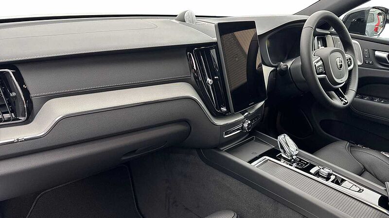 Volvo XC60 Black Edition Ultra, T8 AWD Plug-in hybrid, Electric/Petrol