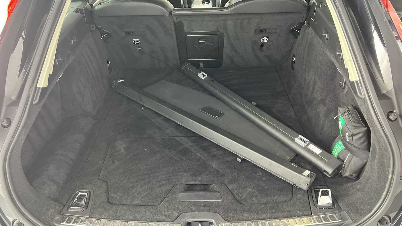 Volvo V90 Cross Country Country, B5 AWD mild hybrid