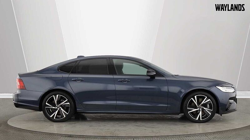 Volvo S90 Recharge R-Design, T8 AWD plug-in hybrid