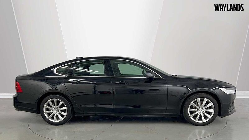 Volvo S90 T4 Momentum Plus Automatic