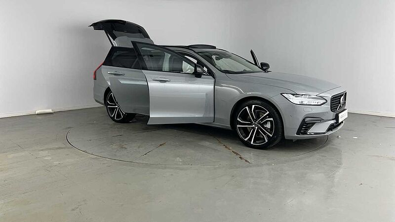 Volvo V90 Ultra, T8 AWD Plug-in hybrid, Electric/Petrol, Dark