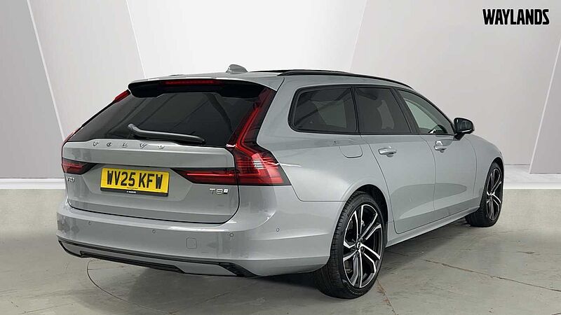 Volvo V90 Ultra, T8 AWD Plug-in hybrid, Electric/Petrol, Dark