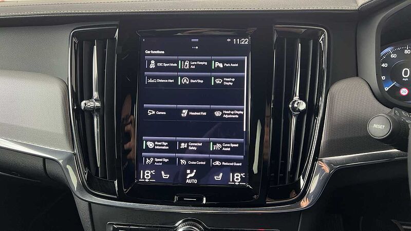 Volvo S90 T4 R-Design Plus Automatic