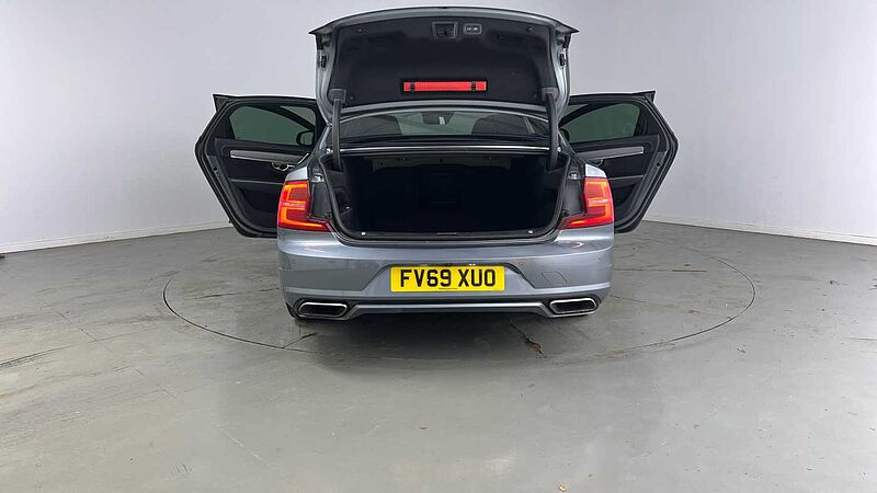 Volvo S90 T4 R-Design Plus Automatic