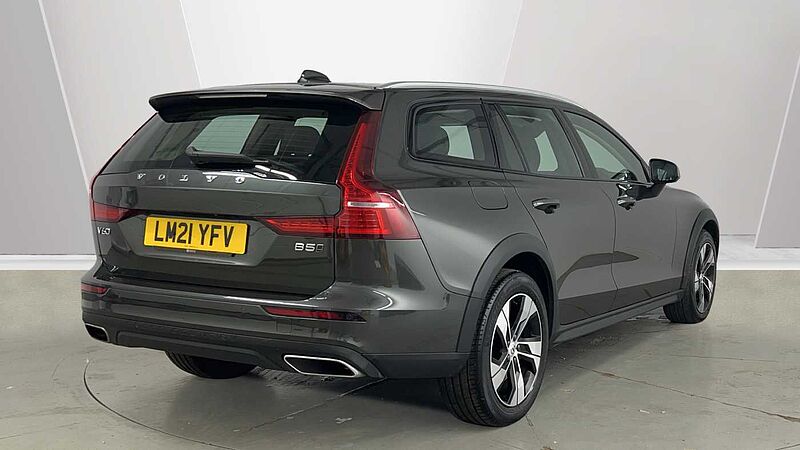 Volvo V60 Cross Country Pro, B5 AWD mild hybrid