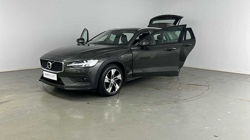 Volvo V60 Cross Country Pro, B5 AWD mild hybrid