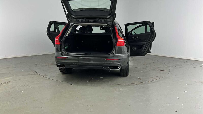 Volvo V60 Cross Country Pro, B5 AWD mild hybrid