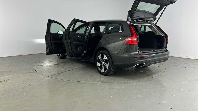 Volvo V60 Cross Country Pro, B5 AWD mild hybrid