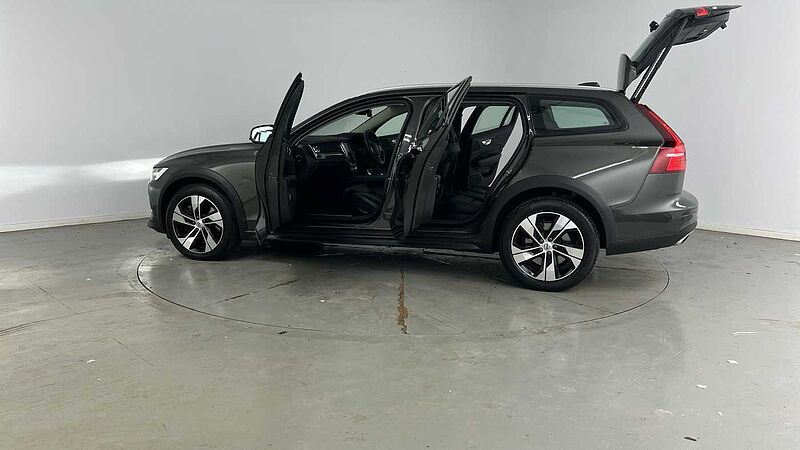 Volvo V60 Cross Country Pro, B5 AWD mild hybrid
