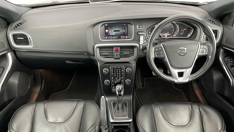 Volvo V40 T3 R-Design Pro Auto (Fixed Pan Roof, Rear Parking Camera, Heated Front Seats)