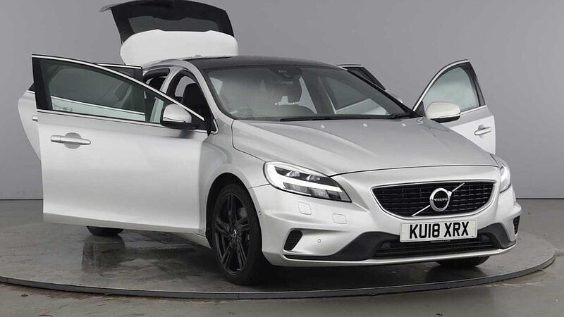 Volvo V40 T3 R-Design Pro Auto (Fixed Pan Roof, Rear Parking Camera, Heated Front Seats)