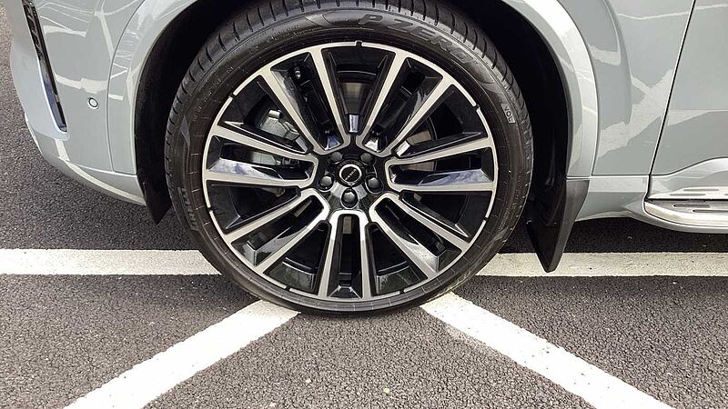 Volvo XC90 Ultra, T8 AWD Plug-in hybrid, Electric/Petrol, Dark, 7 Seats