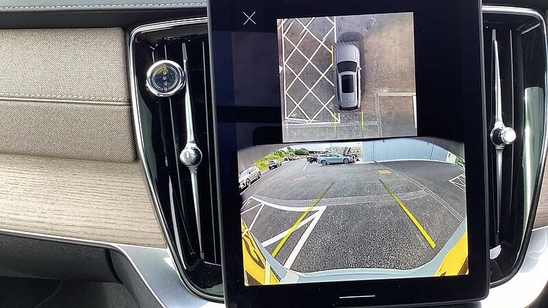 Volvo XC90 Ultra, T8 AWD Plug-in hybrid, Electric/Petrol, Dark, 7 Seats