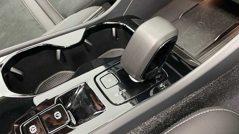 Volvo XC40 Black Edition Ultra, B4 Mild hybrid, Petrol