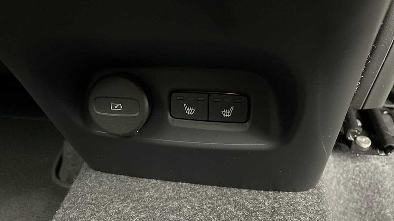 Volvo XC40 Black Edition Ultra, B4 Mild hybrid, Petrol