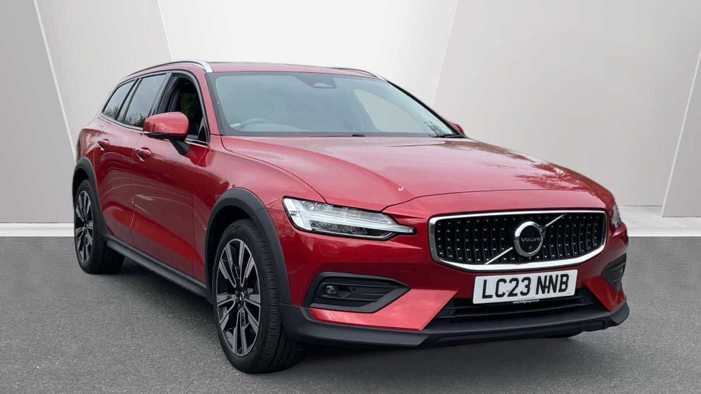 Volvo V60 Cross Country 2.0 B5P Cross Country Ultimate 5dr AWD Auto