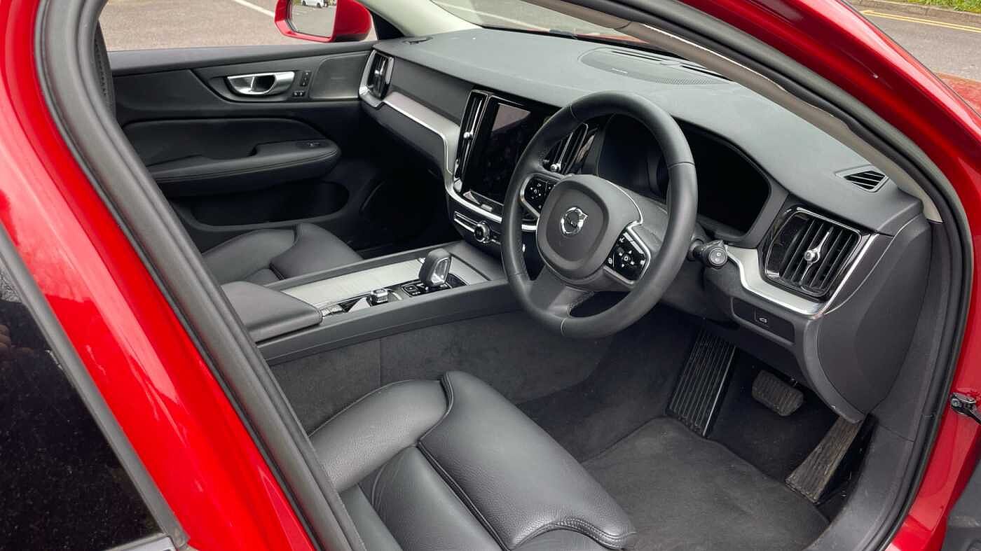 Volvo V60 Cross Country 2.0 B5P Cross Country Ultimate 5dr AWD Auto