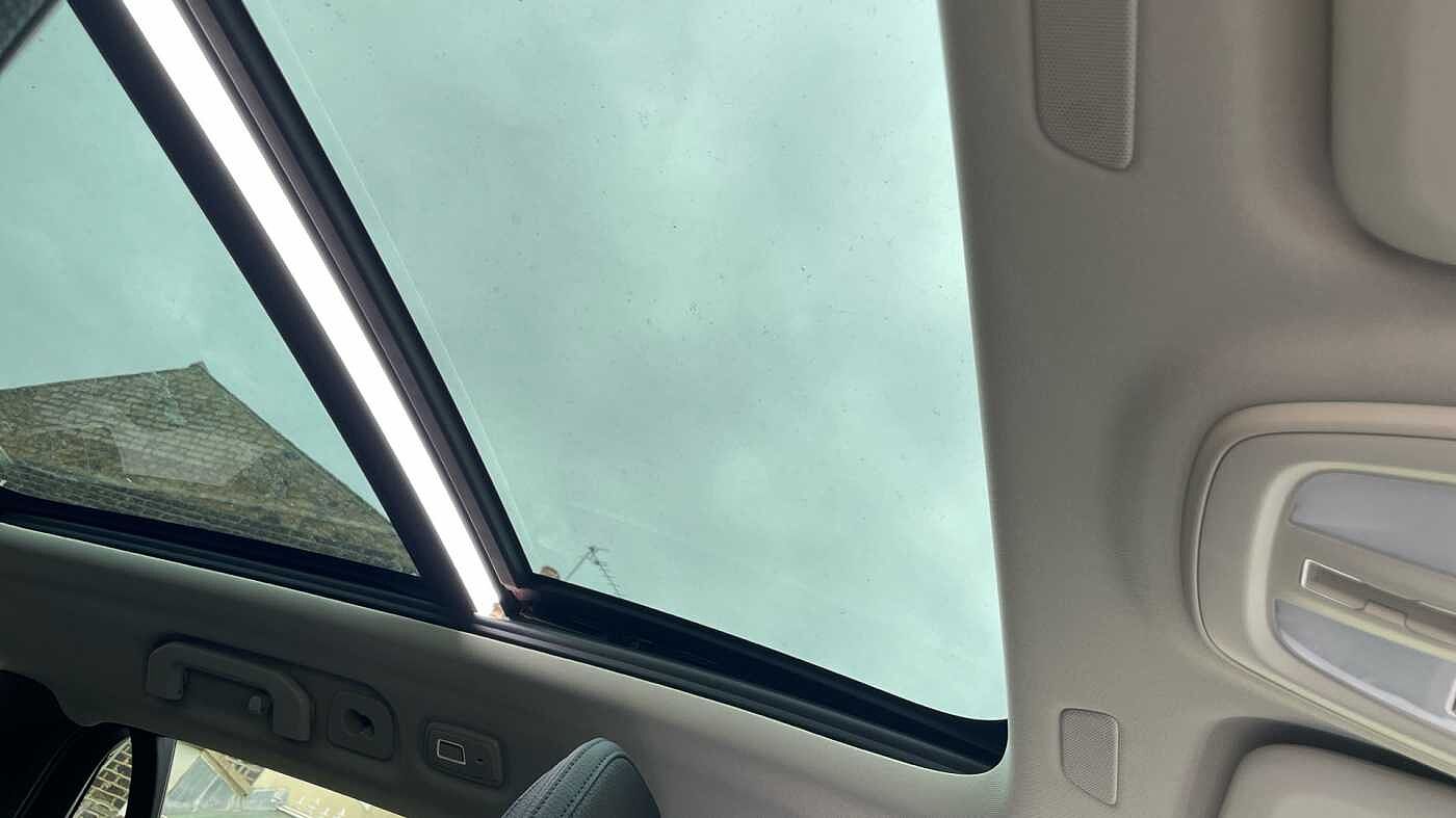 Volvo V60 Cross Country 2.0 B5P Cross Country Ultimate 5dr AWD Auto