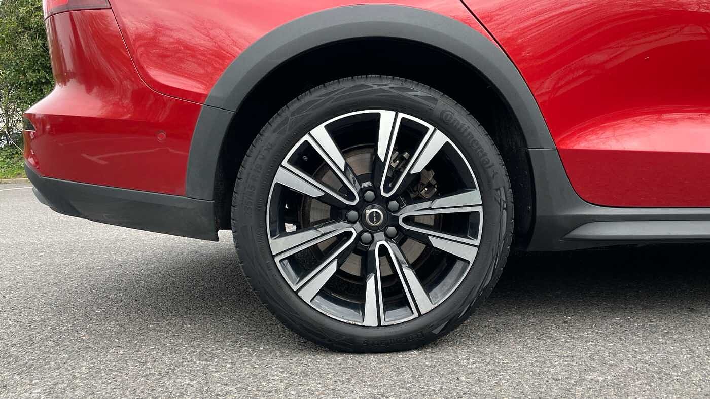 Volvo V60 Cross Country 2.0 B5P Cross Country Ultimate 5dr AWD Auto