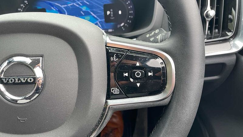 Volvo V60 Cross Country 2.0 B5P Cross Country Ultimate 5dr AWD Auto