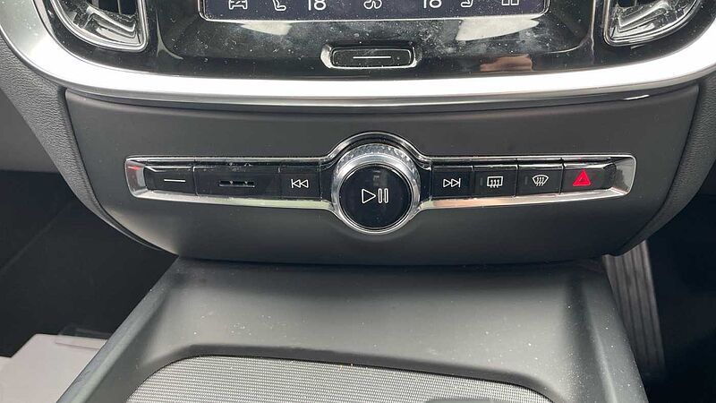 Volvo V60 Cross Country 2.0 B5P Cross Country Ultimate 5dr AWD Auto