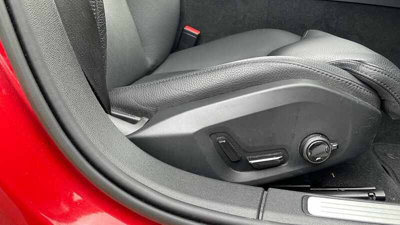 Volvo V60 Cross Country 2.0 B5P Cross Country Ultimate 5dr AWD Auto