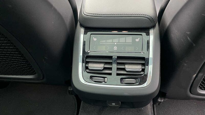 Volvo V60 Cross Country 2.0 B5P Cross Country Ultimate 5dr AWD Auto