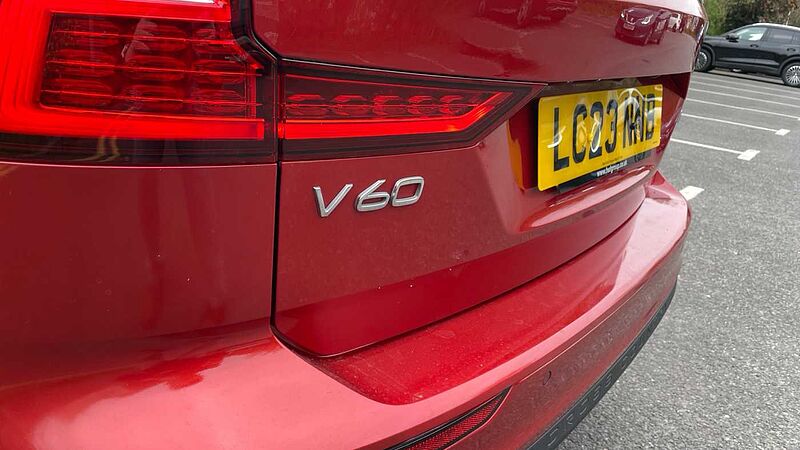 Volvo V60 Cross Country 2.0 B5P Cross Country Ultimate 5dr AWD Auto