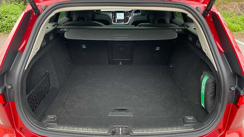 Volvo V60 Cross Country 2.0 B5P Cross Country Ultimate 5dr AWD Auto