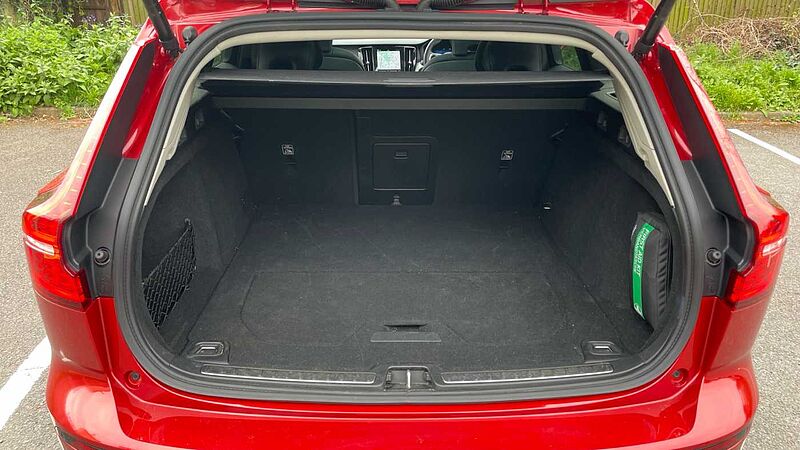 Volvo V60 Cross Country 2.0 B5P Cross Country Ultimate 5dr AWD Auto