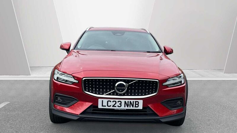 Volvo V60 Cross Country 2.0 B5P Cross Country Ultimate 5dr AWD Auto