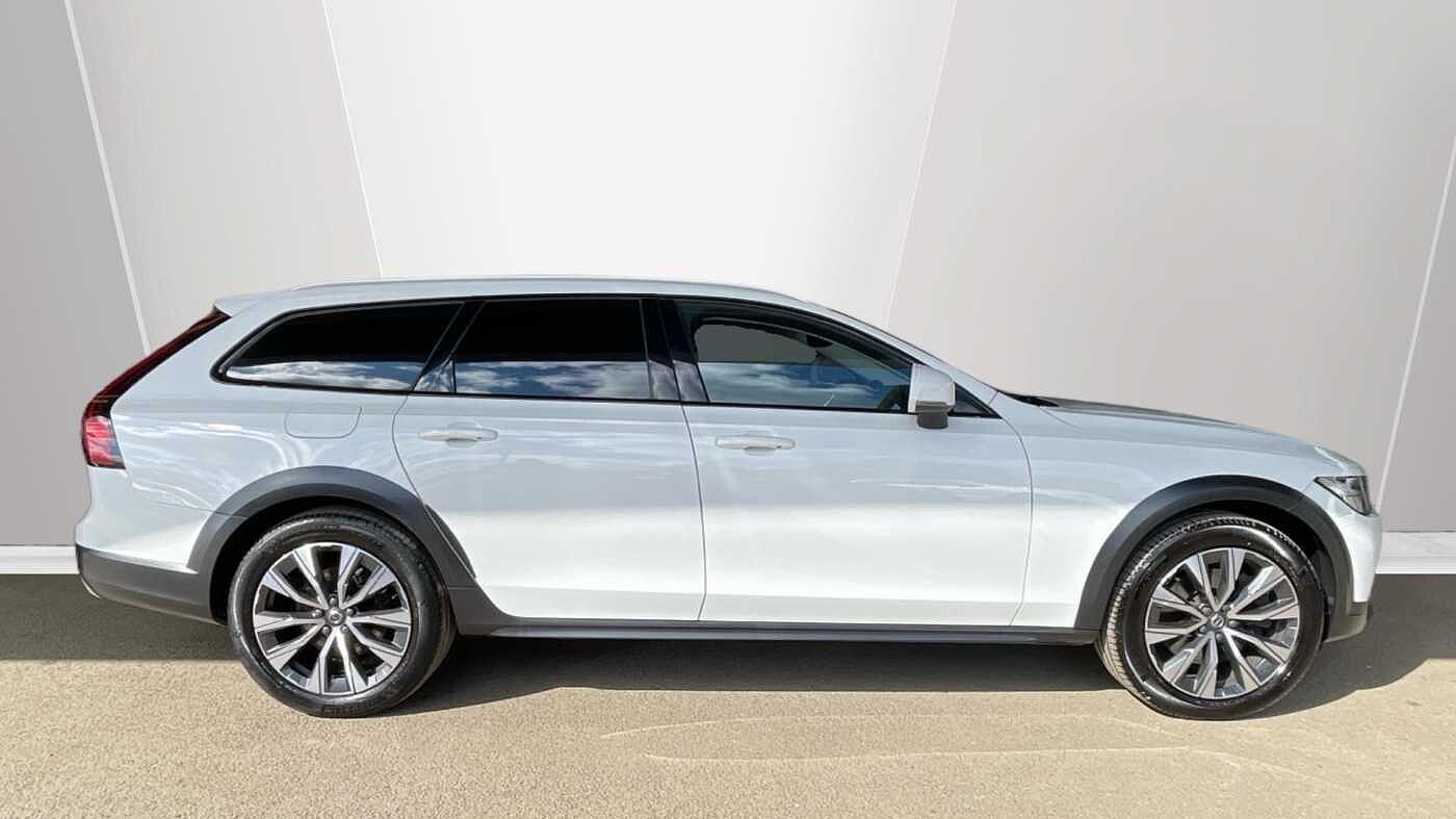 Volvo V90 Cross Country, B4 AWD mild hybrid