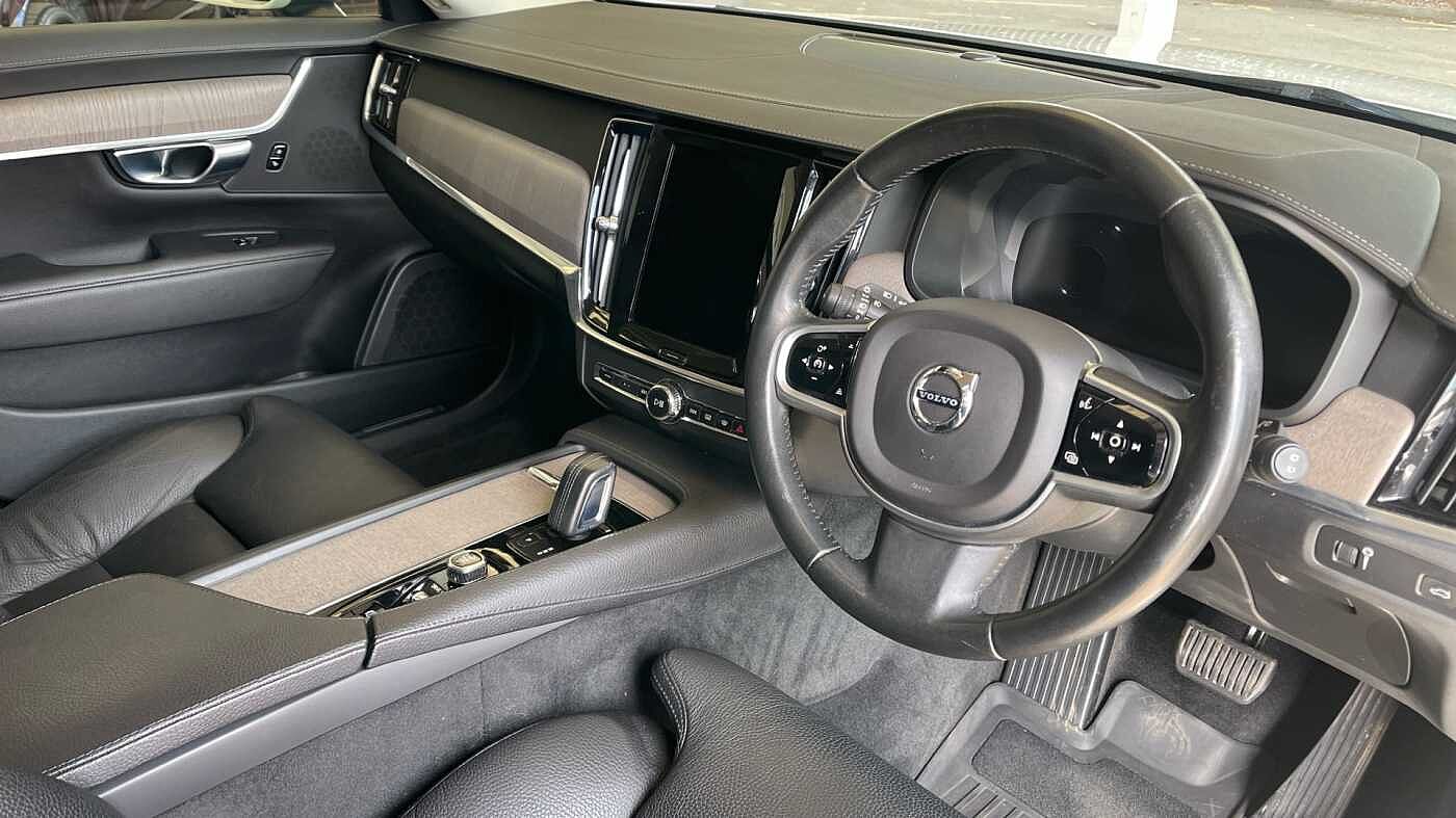 Volvo V90 Cross Country, B4 AWD mild hybrid