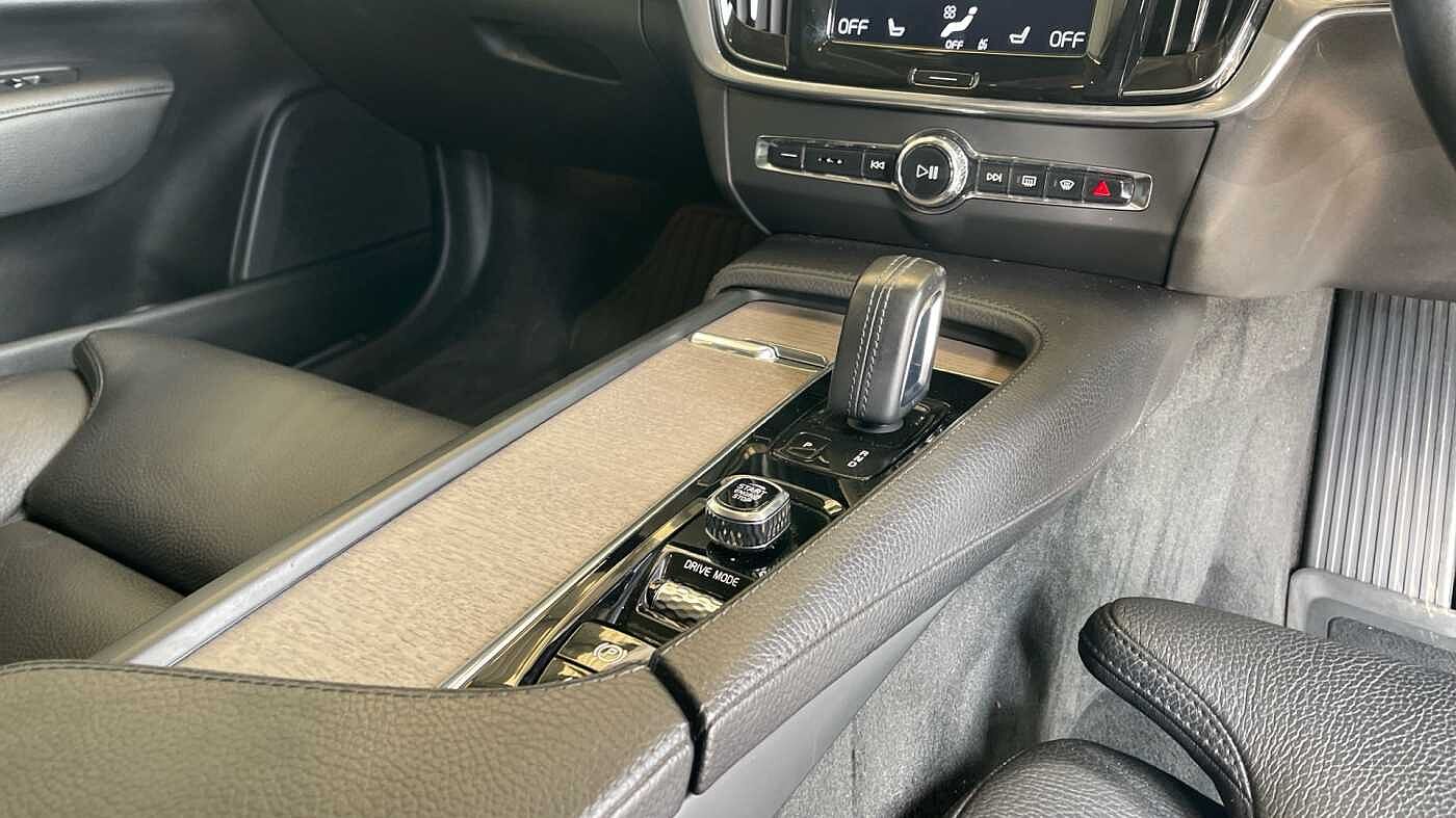 Volvo V90 Cross Country, B4 AWD mild hybrid