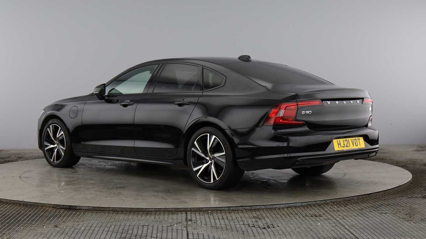 Volvo S90 Recharge R-Design, T8 AWD plug-in hybrid