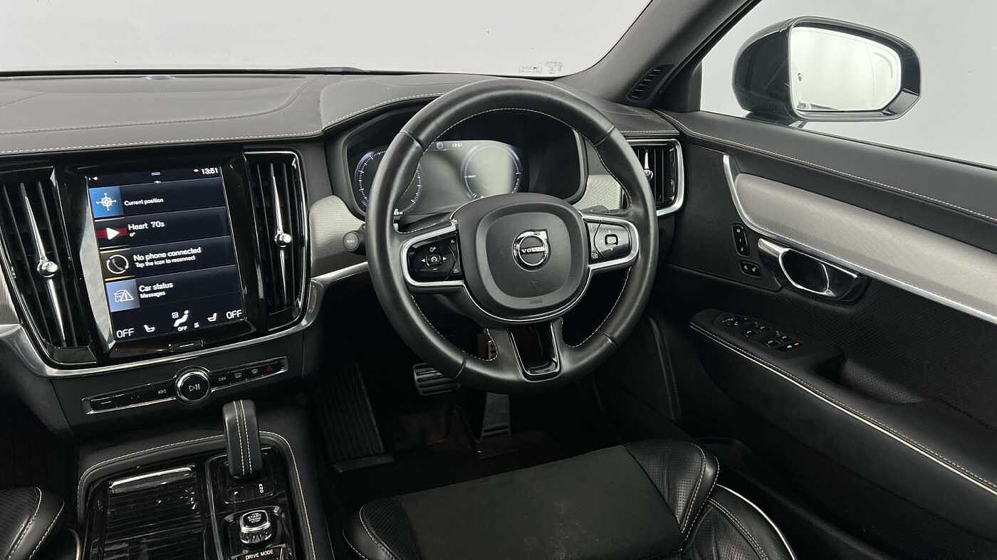 Volvo S90 Recharge R-Design, T8 AWD plug-in hybrid