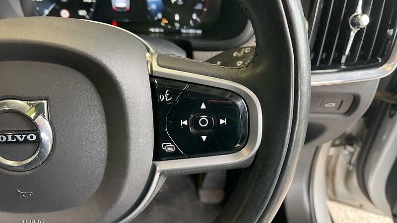 Volvo V90 Cross Country, B4 AWD mild hybrid