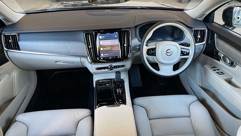 Volvo V90 Plus, T6 AWD Plug-in hybrid, Electric/Petrol, Dark