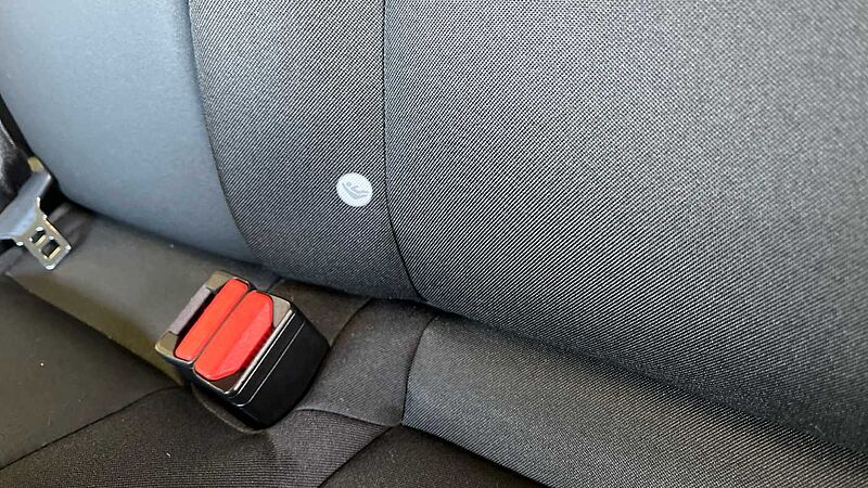 Volvo V40 T2 Momentum Manual