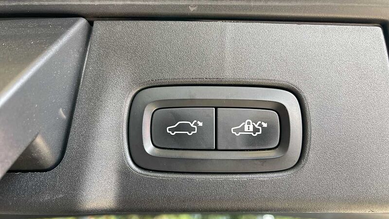 Volvo V90 Cross Country, B4 AWD mild hybrid