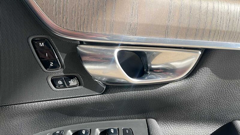 Volvo V90 Cross Country, B4 AWD mild hybrid
