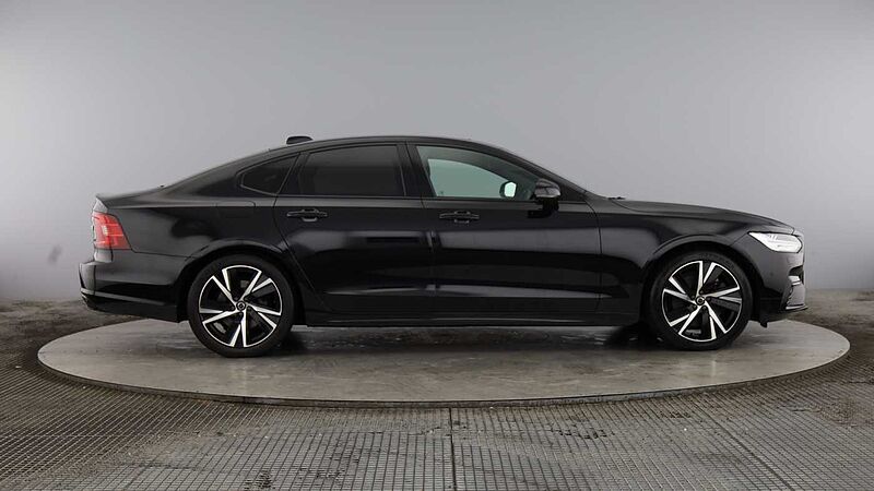 Volvo S90 Recharge R-Design, T8 AWD plug-in hybrid