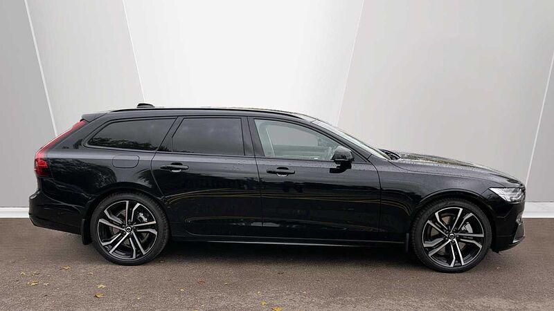 Volvo V90 Ultra, T8 AWD Plug-in hybrid, Electric/Petrol, Dark