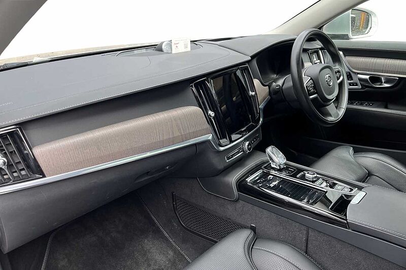 Volvo S90 Recharge Inscription, T8 AWD PHEV (Lounge: Climate: Driver Assist: Tech)
