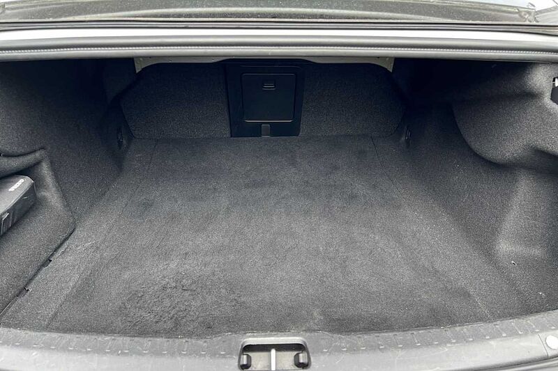 Volvo S90 Recharge Inscription, T8 AWD PHEV (Lounge: Climate: Driver Assist: Tech)